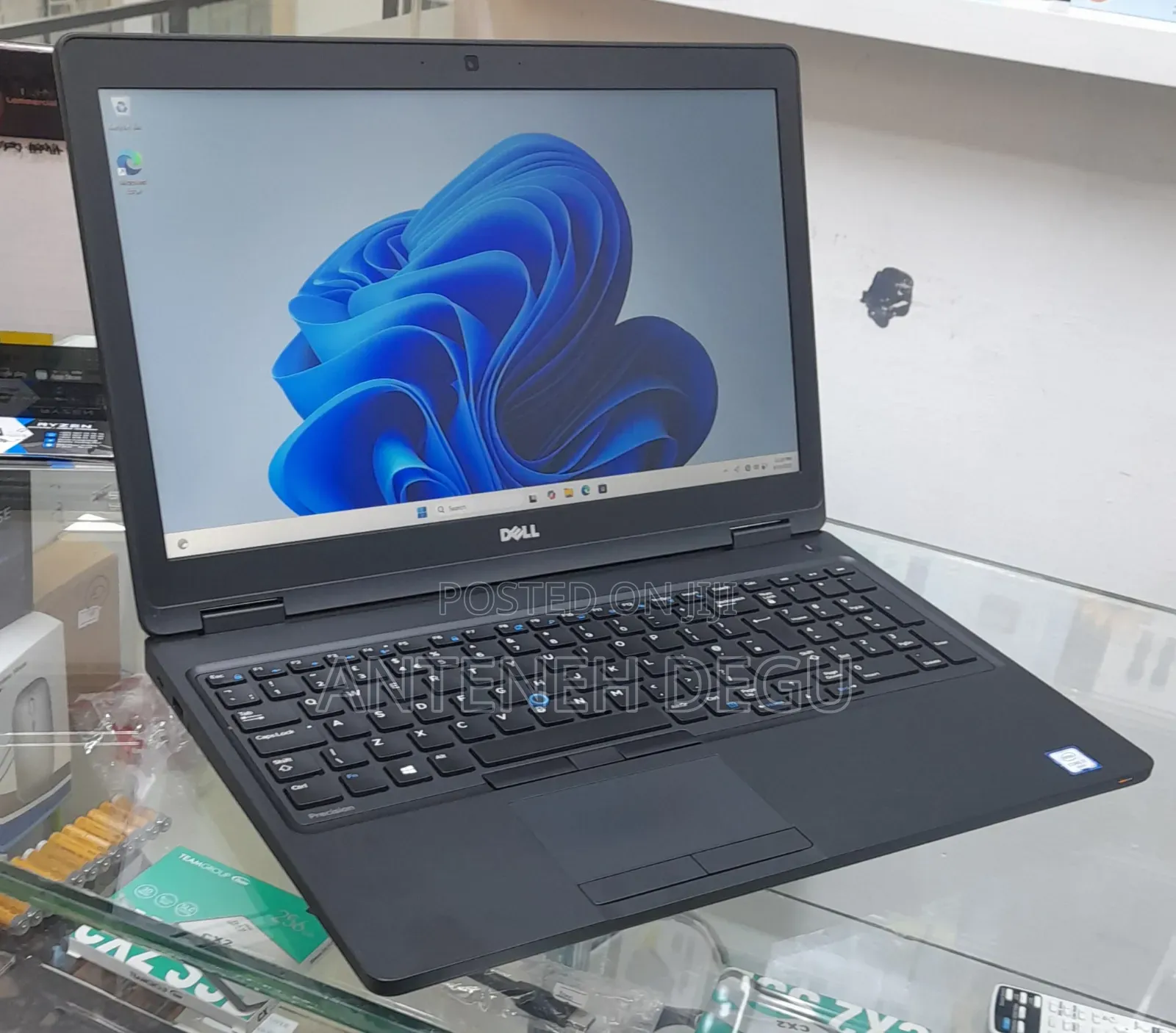 New Laptop Dell Precision M6800 16GB Intel Core I7 SSD 512GB