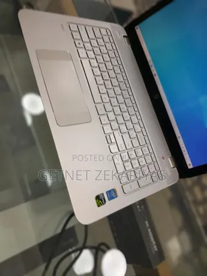 New Laptop HP Envy 15 8GB Intel Core I5 SSD 256GB