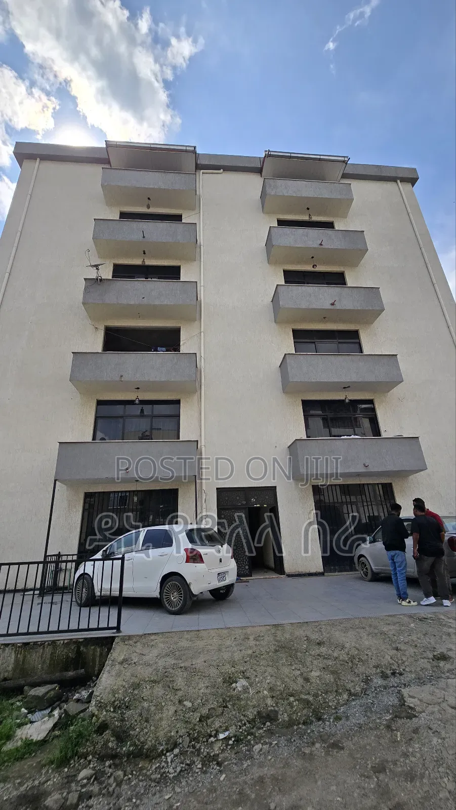Furnished 4bdrm Apartment in አዲስ አበባ, Bole for sale