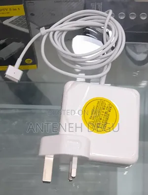 Apple Macbook Adapter 61w