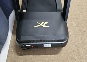 Photo - ፍጹም የተለየ የቤት ዉስጥ ምርጥ መሮጫ ስፖረት መስሪያ ማሽን Reebok Treadmills