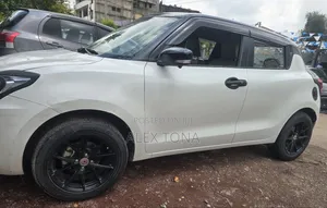 Suzuki Swift 2021 White