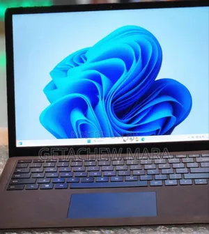 New Laptop Apple MacBook Pro M1 16GB Intel Core I7 SSD 512GB