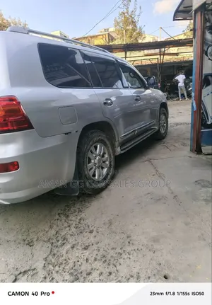 Toyota Land Cruiser 2012 Silver