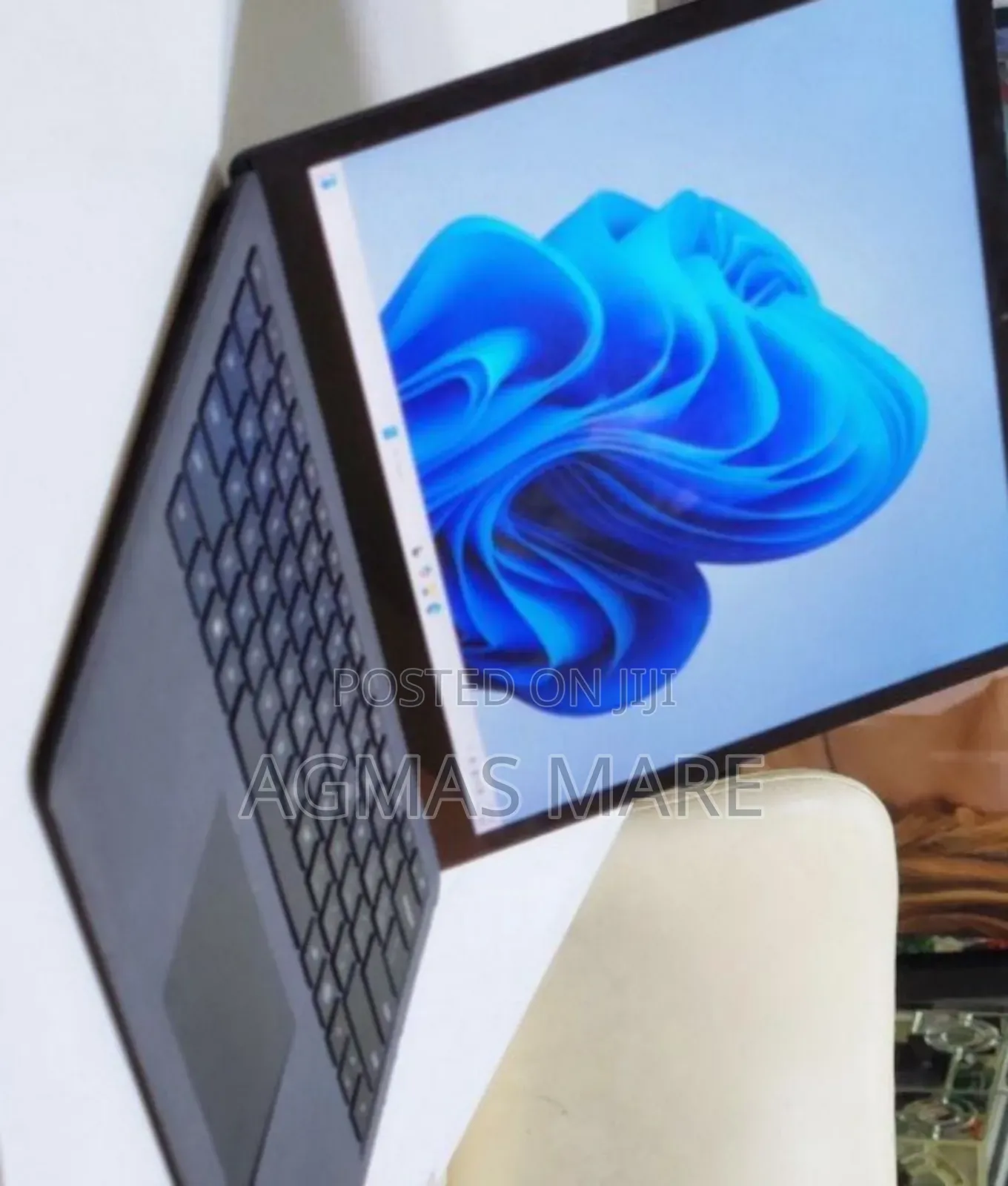 New Laptop Microsoft Surface 16GB Intel Core i7 SSD 512GB