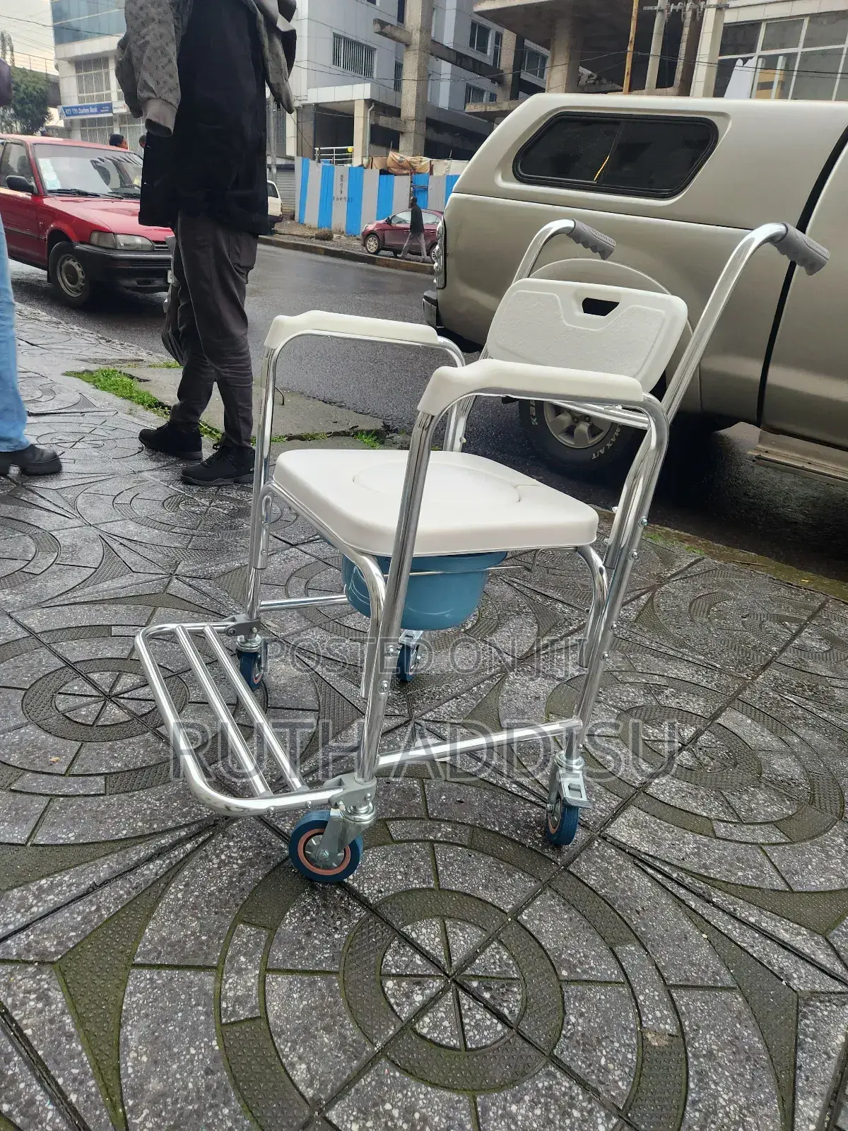 Commode Wheelchair使得wheelchair奔波almunium Wheelchair發貴wheelchair New