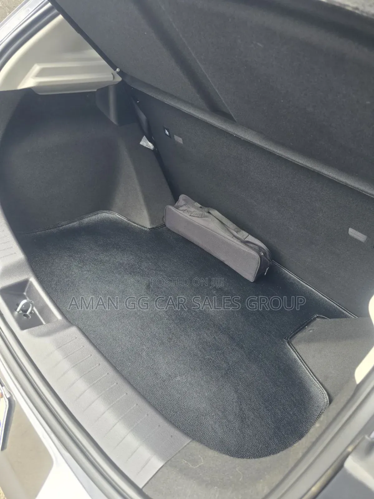 BYD E2 43 kWh 94 hp FWD 2024 Gray