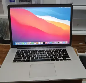 New Laptop Apple MacBook 2015 16GB Intel Core I7 SSD 512GB