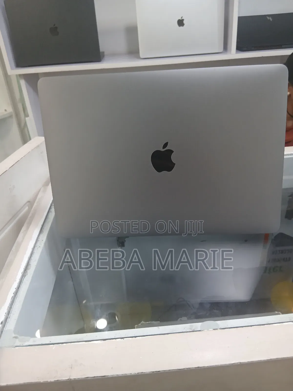 New Laptop Apple MacBook Pro 2017 16GB Intel Core I7 SSD 1T