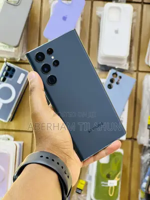 Photo - Samsung Galaxy S22 Ultra 5G 256 GB