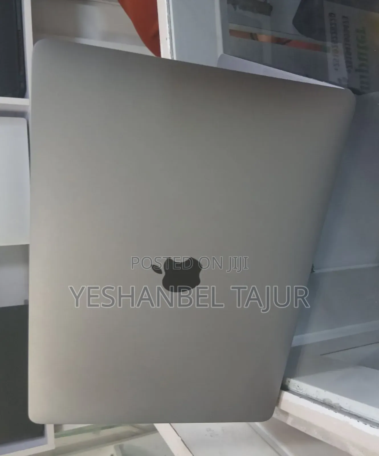 New Laptop Apple MacBook Pro 2017 16GB Intel Core I7 SSD 1T