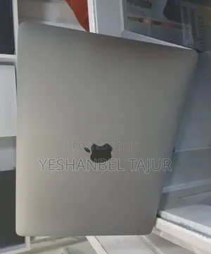 New Laptop Apple MacBook Pro 2017 16GB Intel Core I7 SSD 1T