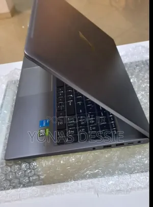 New Laptop HP ZBook 15 16GB Intel Core i5 SSD 512GB