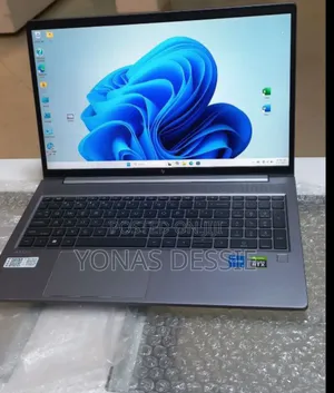 New Laptop HP ZBook 15 16GB Intel Core i5 SSD 512GB