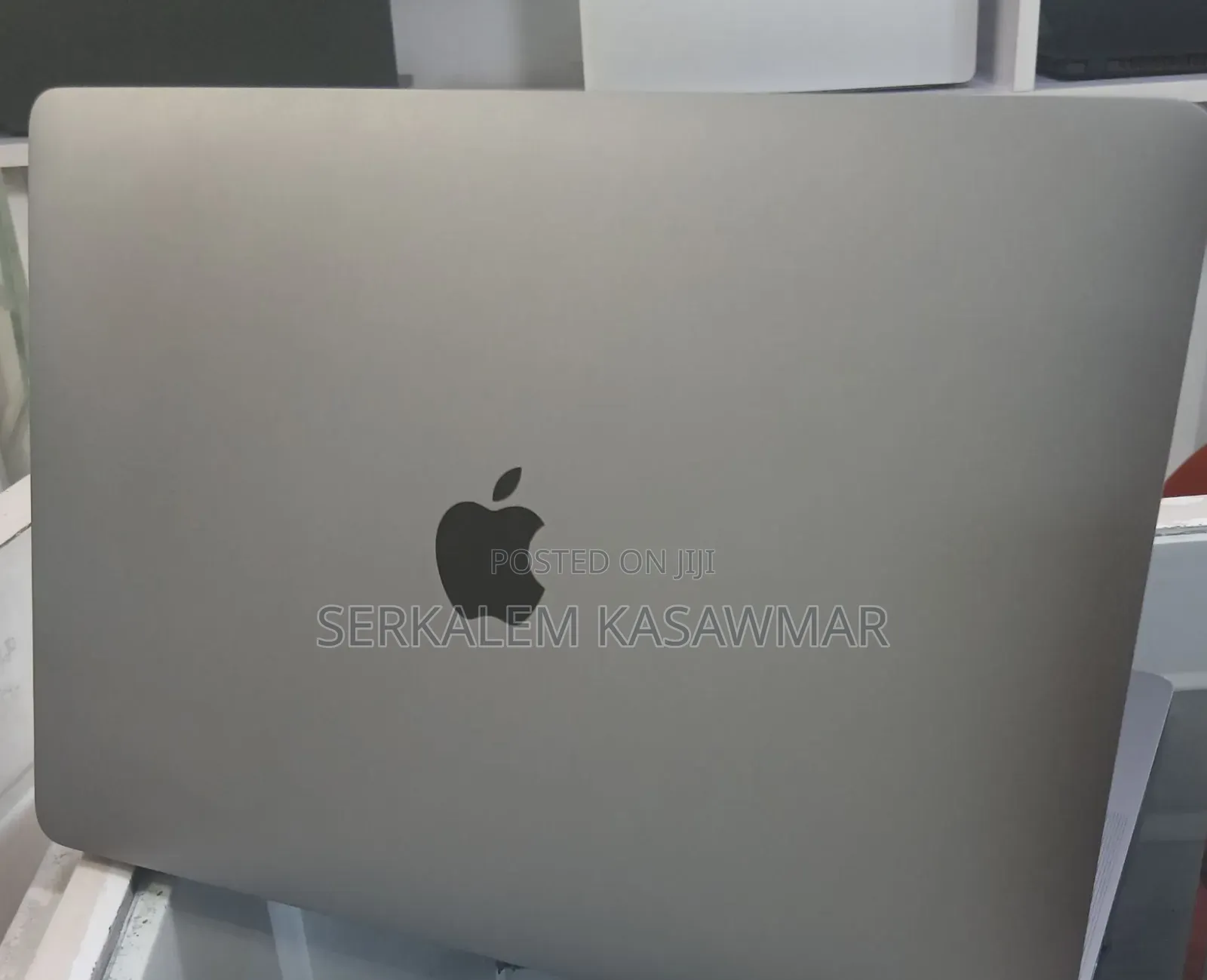 New Laptop Apple MacBook Pro 2017 16GB Intel Core I7 SSD 1T