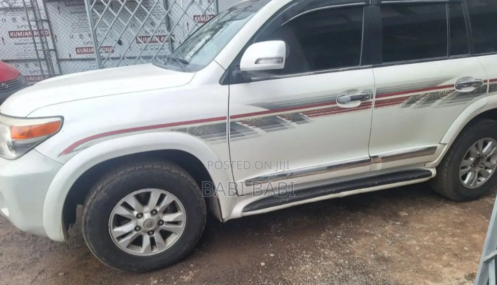 Toyota Land Cruiser 2012 White