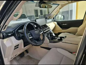 Toyota Land Cruiser 2018 Black