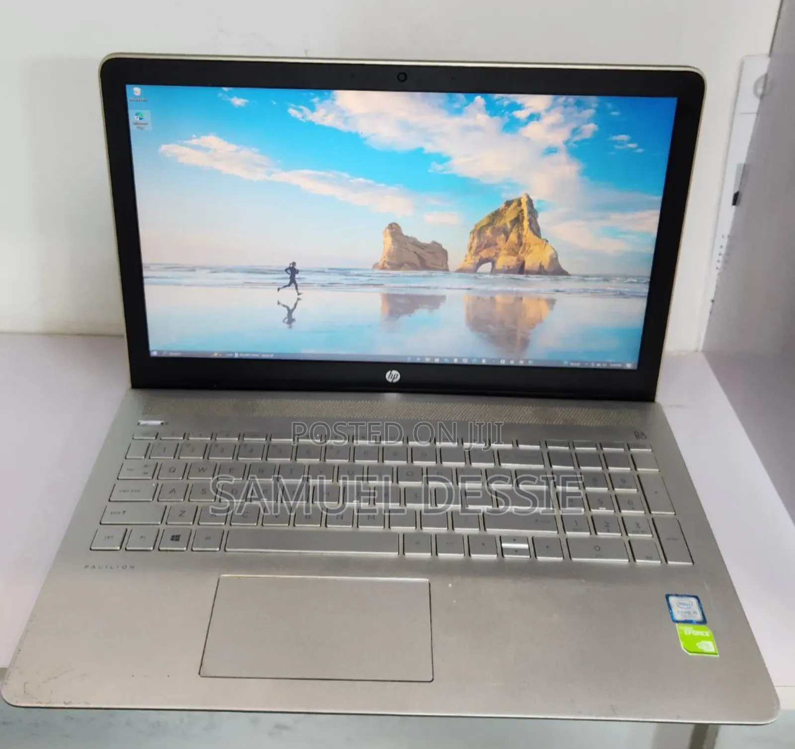 New Laptop HP Pavilion 15 8GB Intel Core I5 HDD 1T