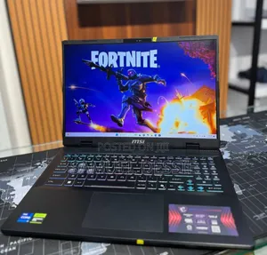 New Laptop MSI Crosshair 15 16GB Intel Core I7 SSD 1T