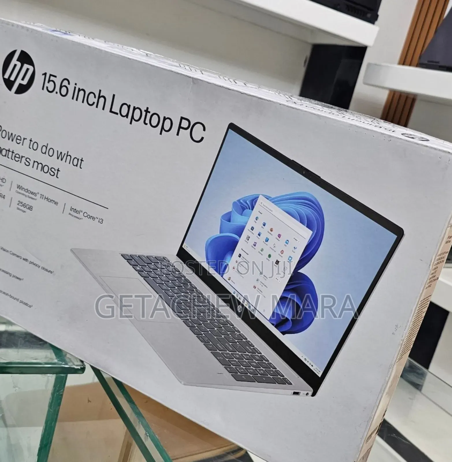 New Laptop HP Stream Notebook 8GB Intel SSD 256GB