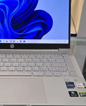 New Laptop HP Pavilion 14 16GB Intel Core I7 SSD 512GB