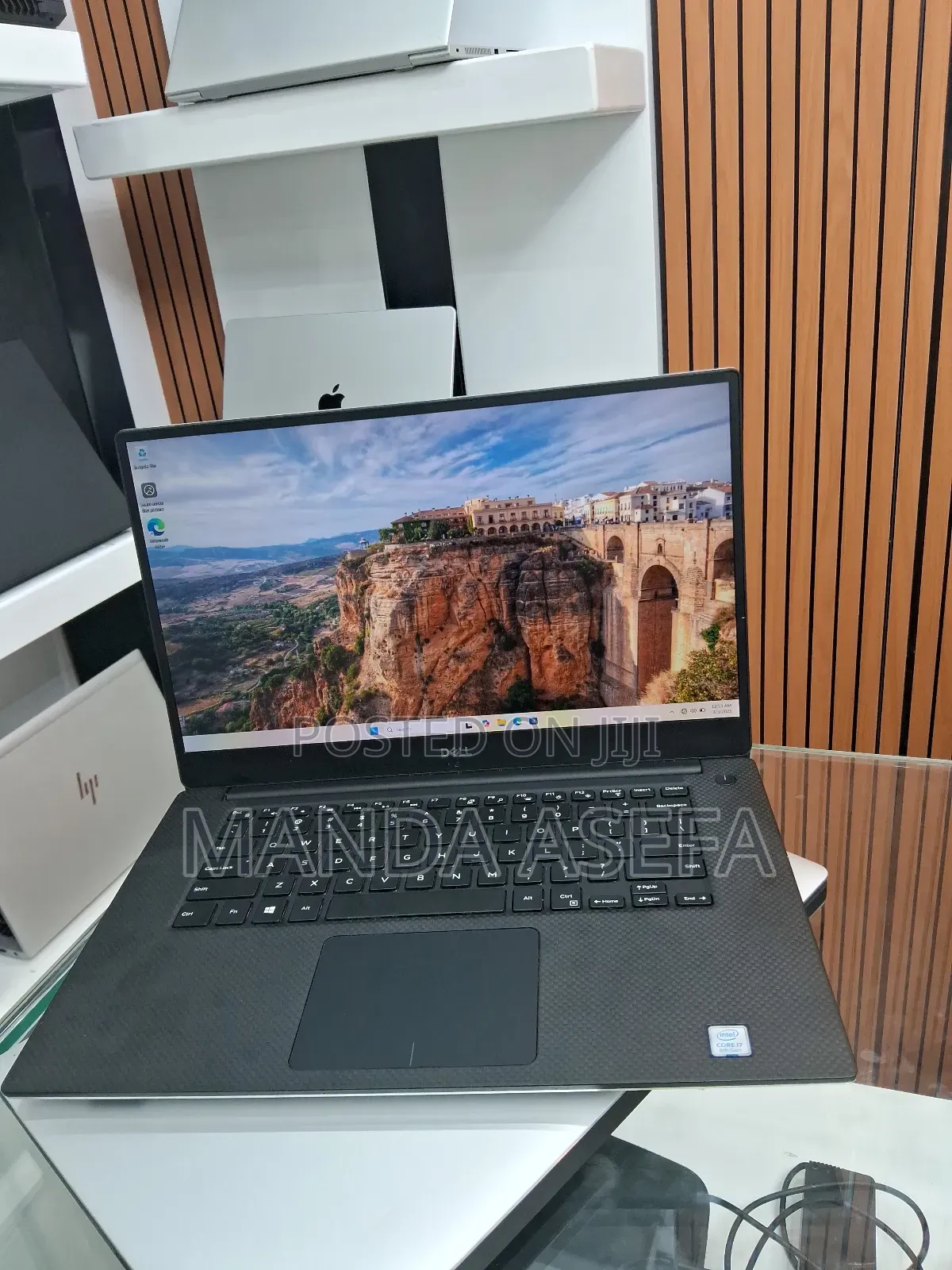 New Laptop Dell XPS 15 16GB Intel Core I7 SSD 512GB