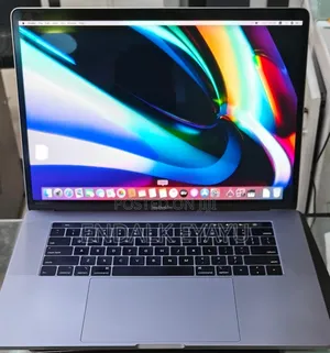 Photo - New Laptop Apple MacBook Pro 2019 32GB Intel Core I9 SSD 512GB
