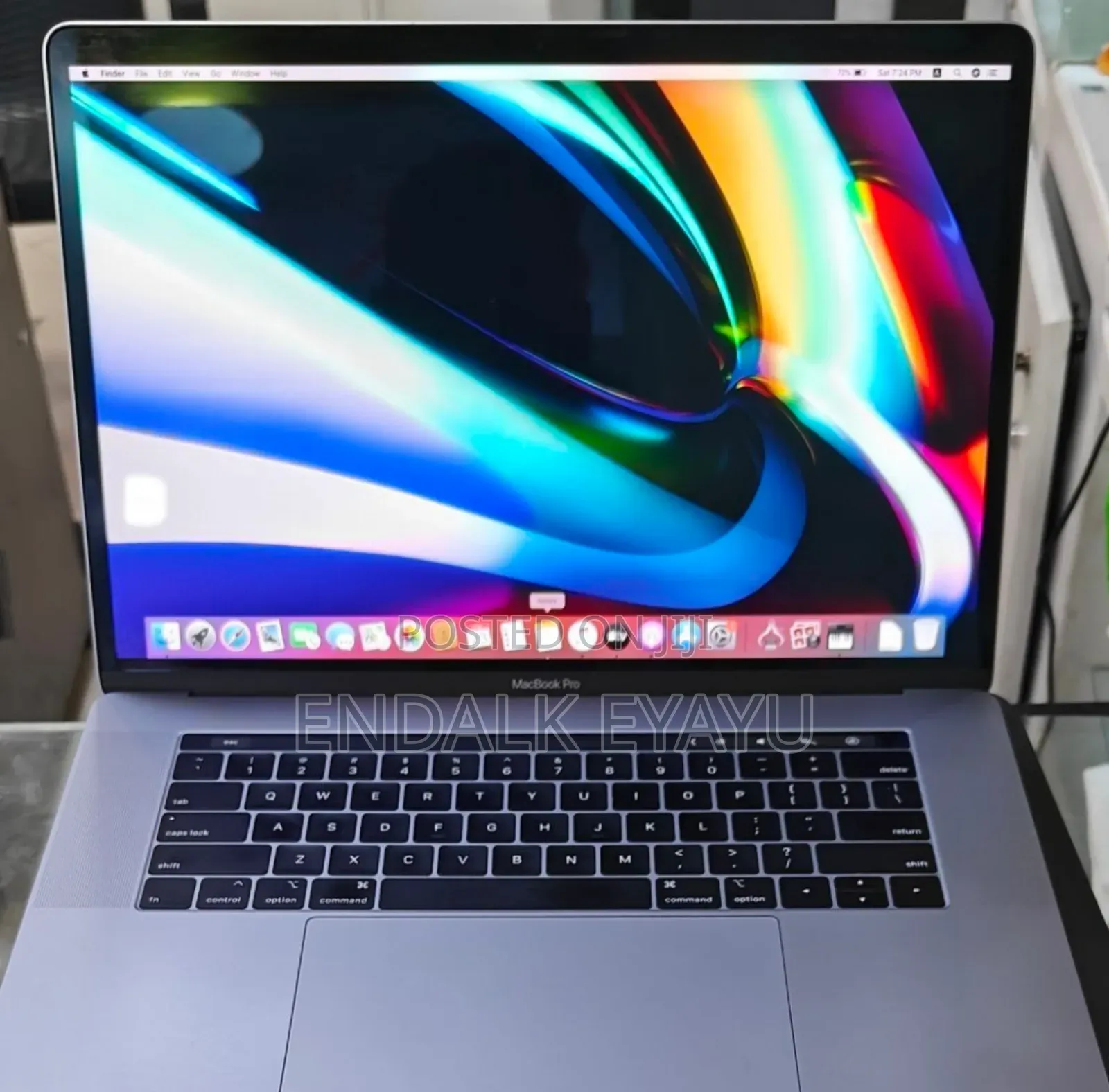 New Laptop Apple MacBook Pro 2019 32GB Intel Core I9 SSD 512GB