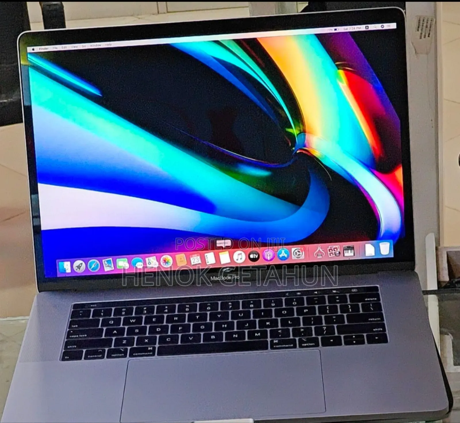 New Laptop Apple MacBook Pro 2019 32GB Intel Core I9 SSD 512GB