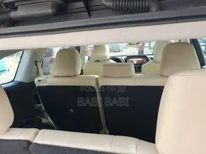 Toyota Highlander Hybrid 2024 Silver