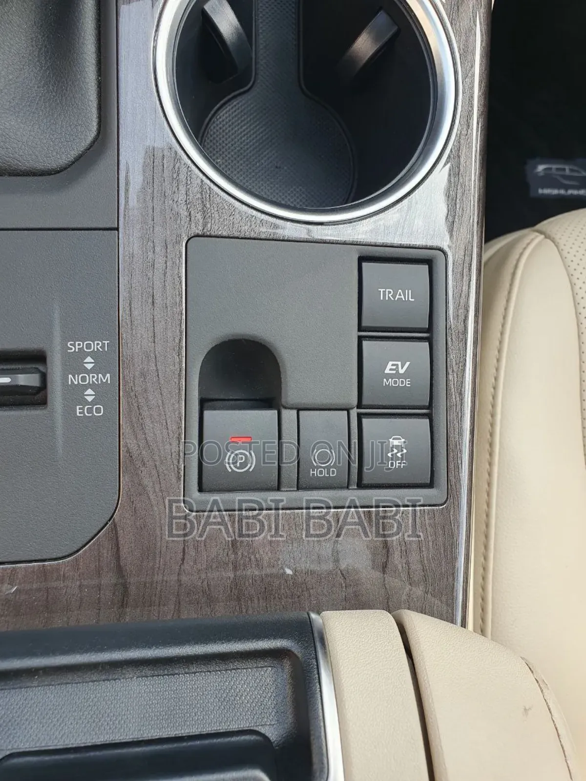 Toyota Highlander Hybrid 2024 Silver