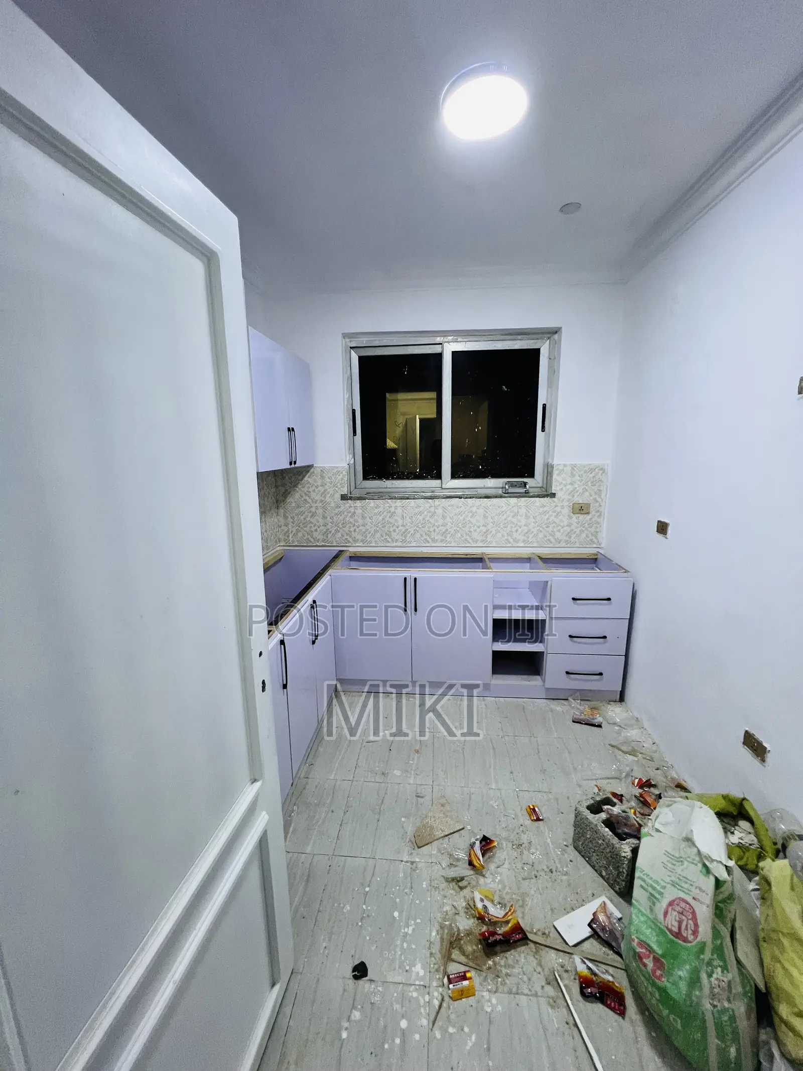 3bdrm Apartment in Haile Garment, Nifas Silk-Lafto for sale