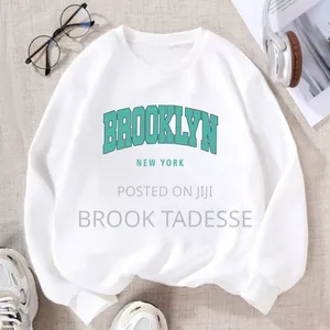 Trendy Unisex Sweatshirt – Cozy Stylish Everyday Wear