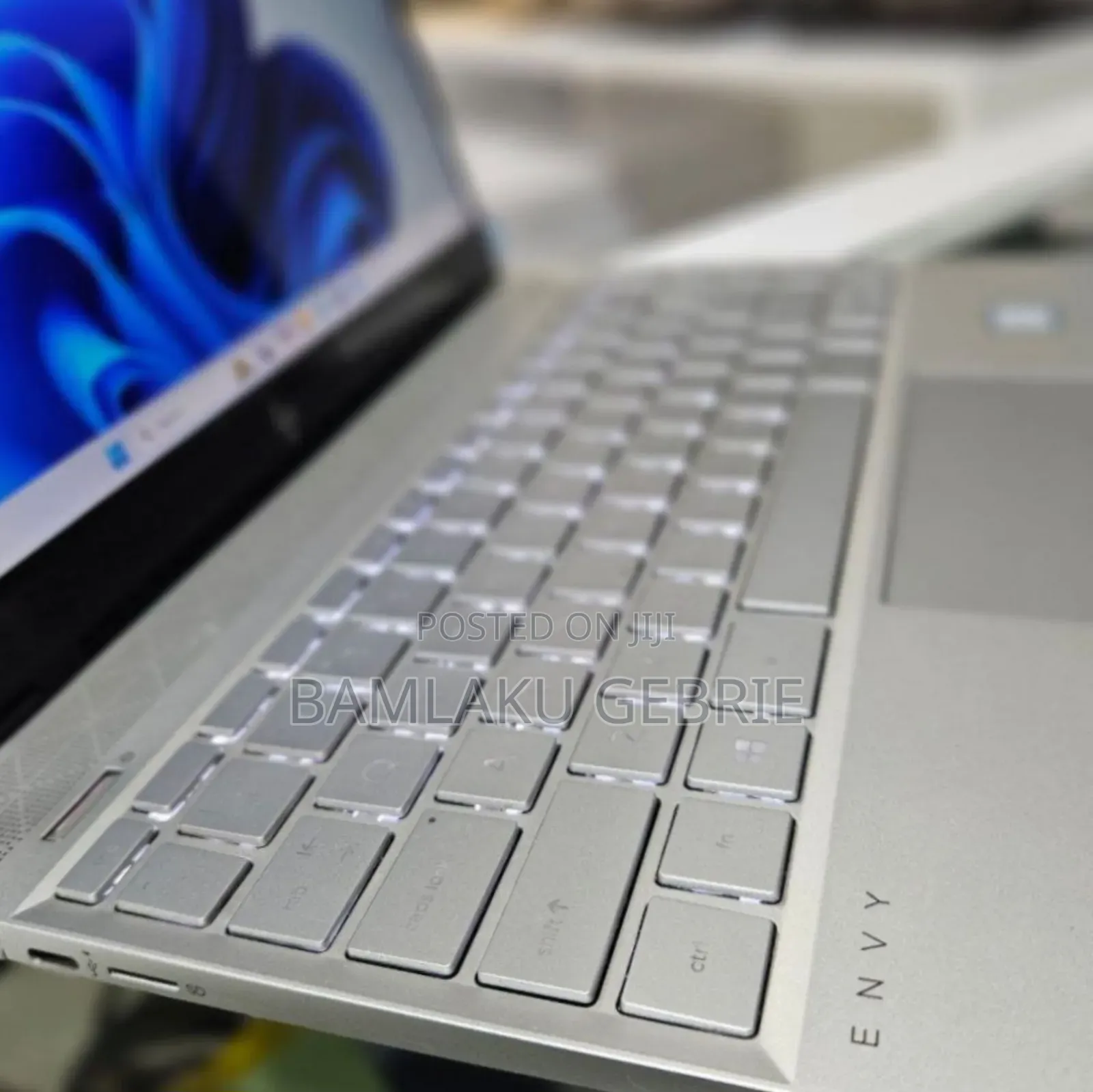 New Laptop HP Envy 13 4GB Intel Core I5 SSD 256GB