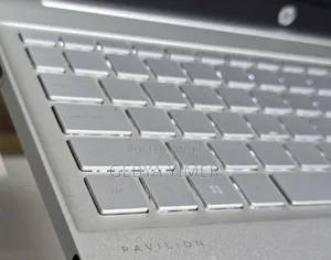 New Laptop HP Pavilion 15 8GB Intel Core I5 SSD 512GB