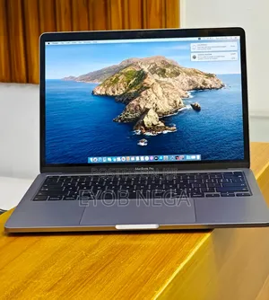 Photo - New Laptop Apple MacBook Pro 2020 8GB Intel Core I5 SSD 256GB