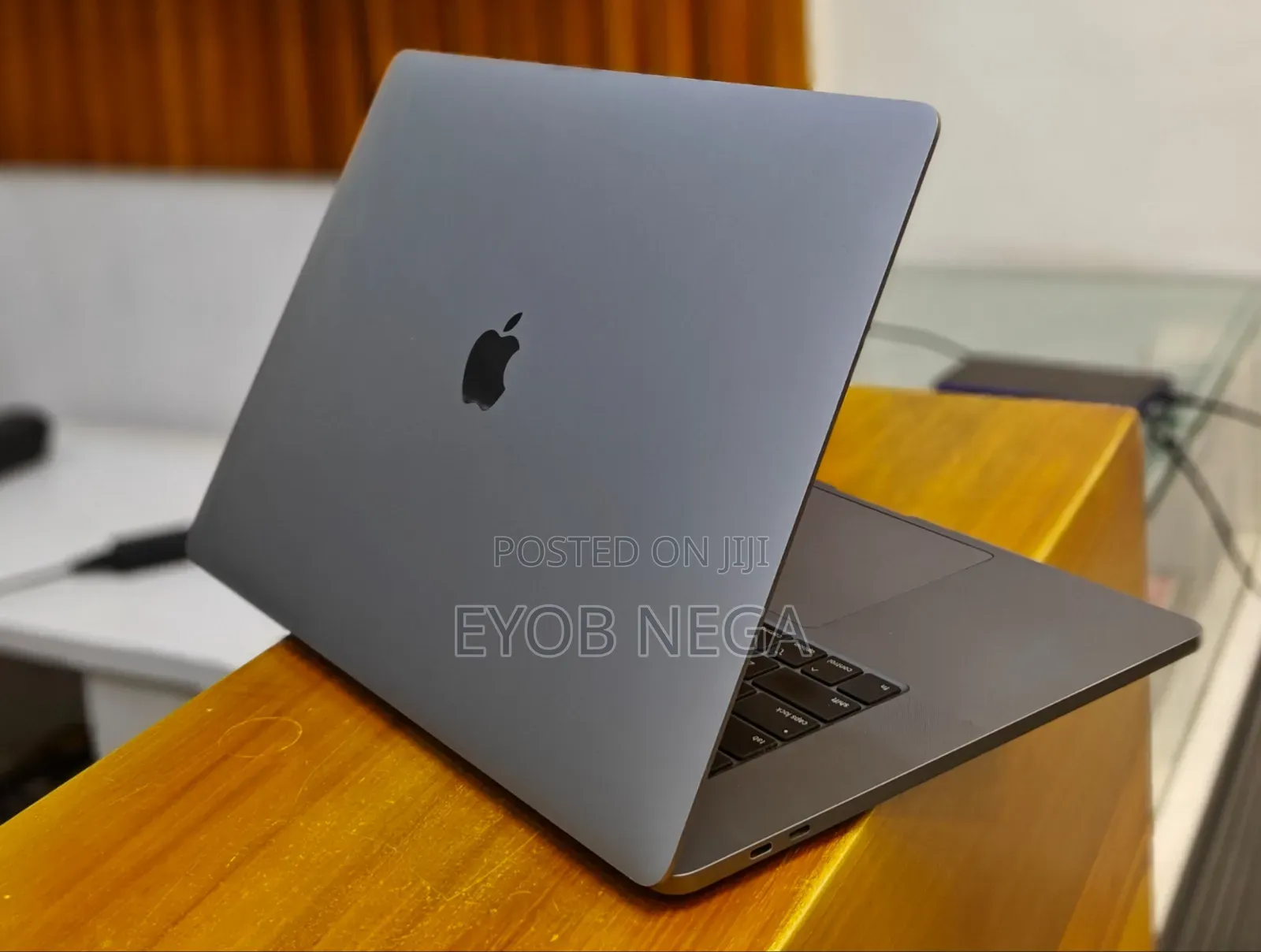 New Laptop Apple MacBook Pro 2019 64GB Intel Core I9 SSD 512GB