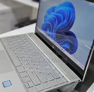 New Laptop HP Envy 13 8GB Intel Core I5 SSD 256GB