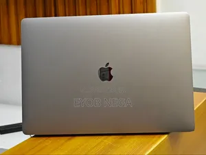 New Laptop Apple MacBook Pro 2019 32GB Intel Core I9 SSD 512GB