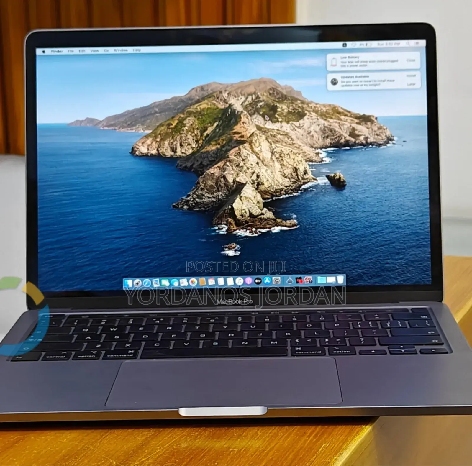 New Laptop Apple MacBook Pro 2020 8GB Intel Core I5 SSD 256GB