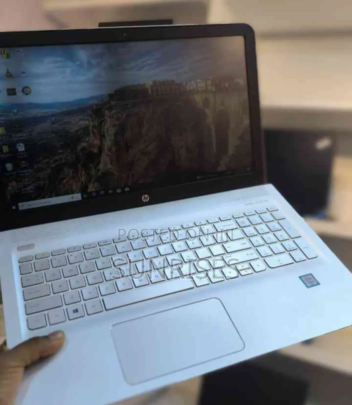 New Laptop HP Envy 15t 12GB Intel Core I7 SSD 1T