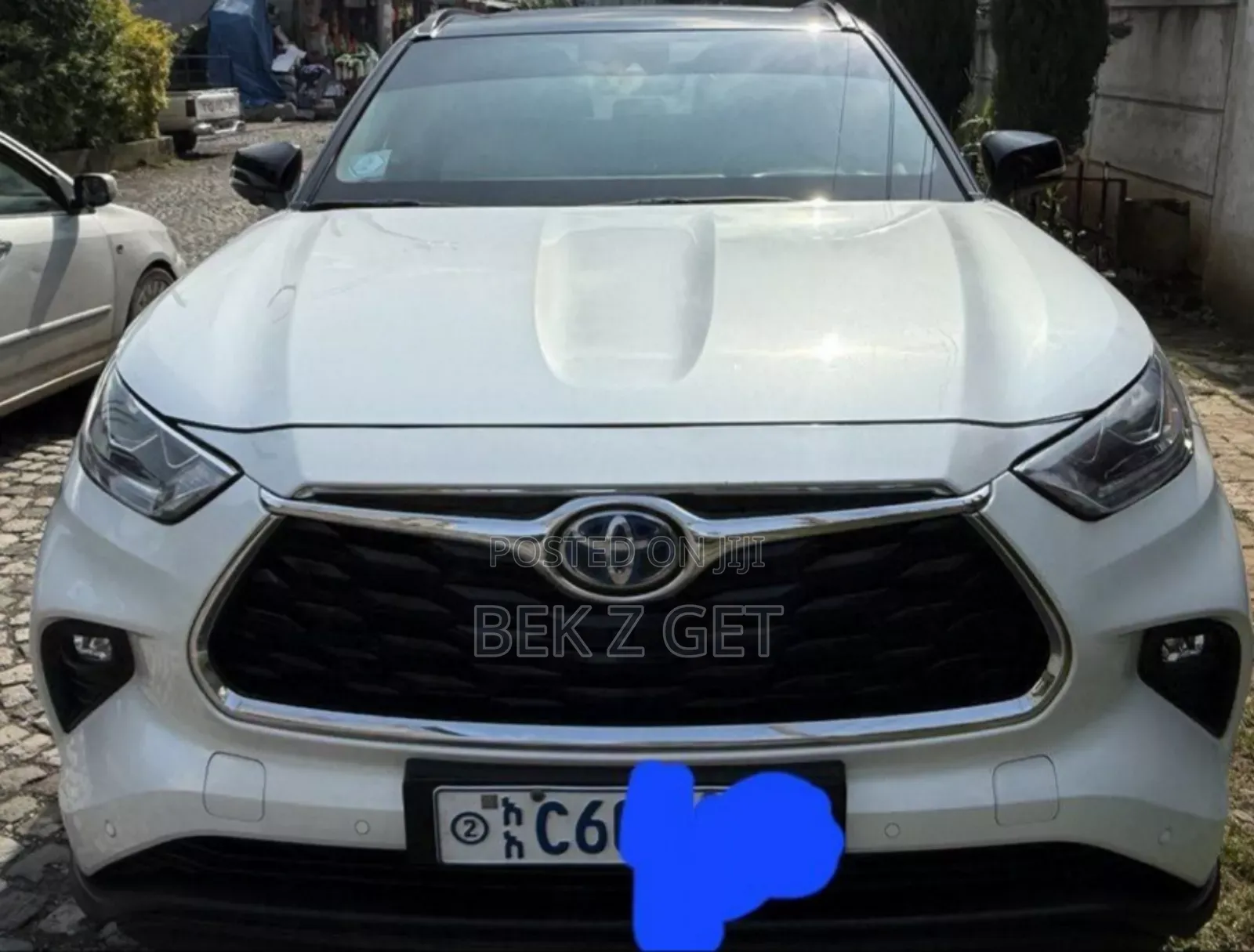 Toyota Highlander Hybrid 2022 White