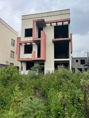 6bdrm House In ሪእልስተት ኮሚፋውንድ ውስጥ, Oromia-finfinne For Sale