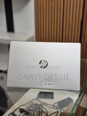 New Laptop HP Stream Notebook 8GB Intel Core I7 SSD 512GB