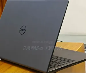 New Laptop Dell 16GB Intel Core I7 SSD 512GB
