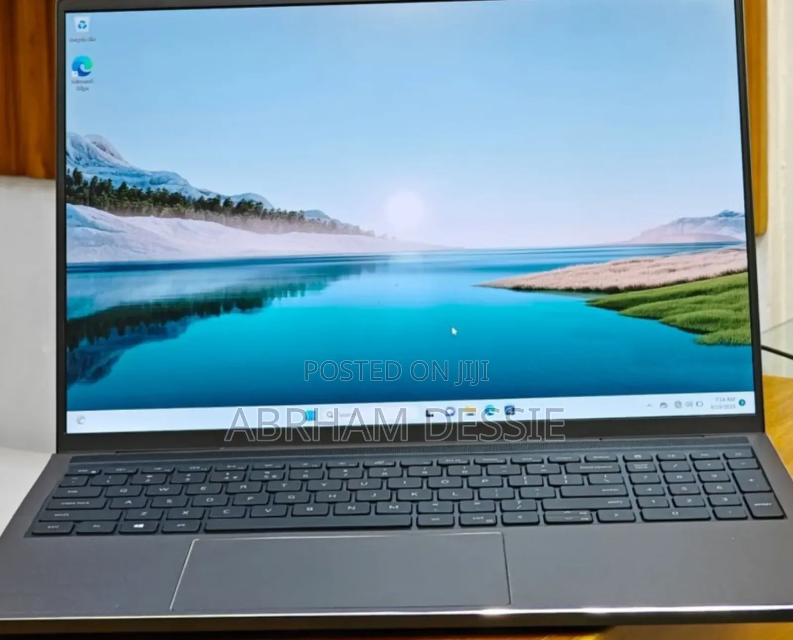 New Laptop Dell 16GB Intel Core I7 SSD 512GB