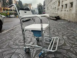 Commode Wheelchair丸的toilet Wheelchair建立medical Wheelchair建議wheelchair