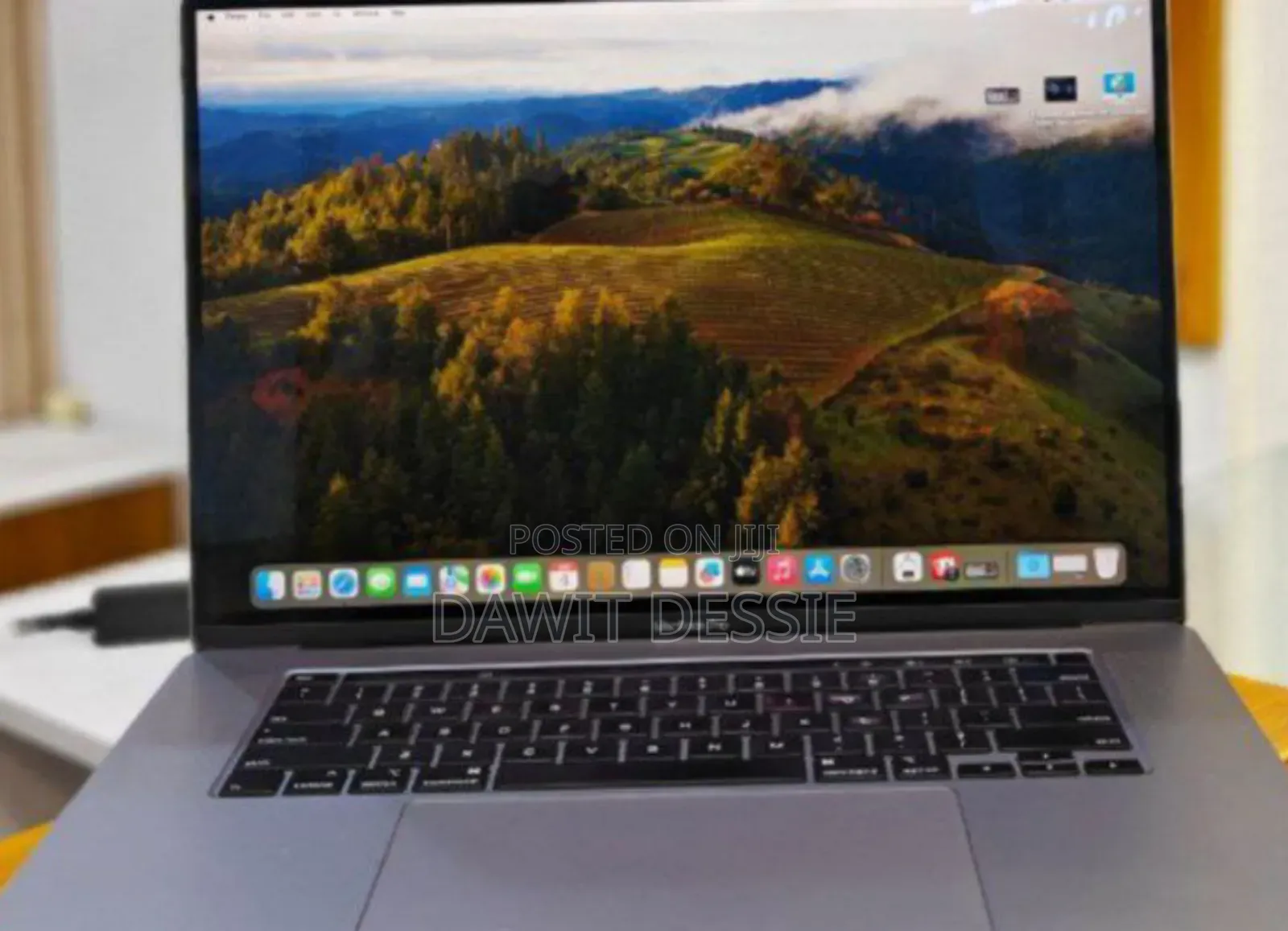 New Laptop Apple MacBook Pro 2019 32GB Intel Core I9 SSD 1T