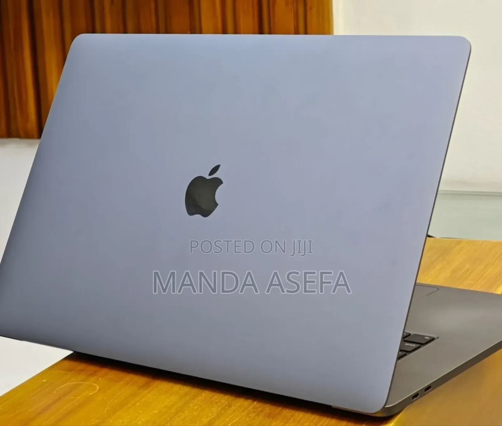 New Laptop Apple MacBook Pro 2019 16GB Intel Core I7 SSD 512GB