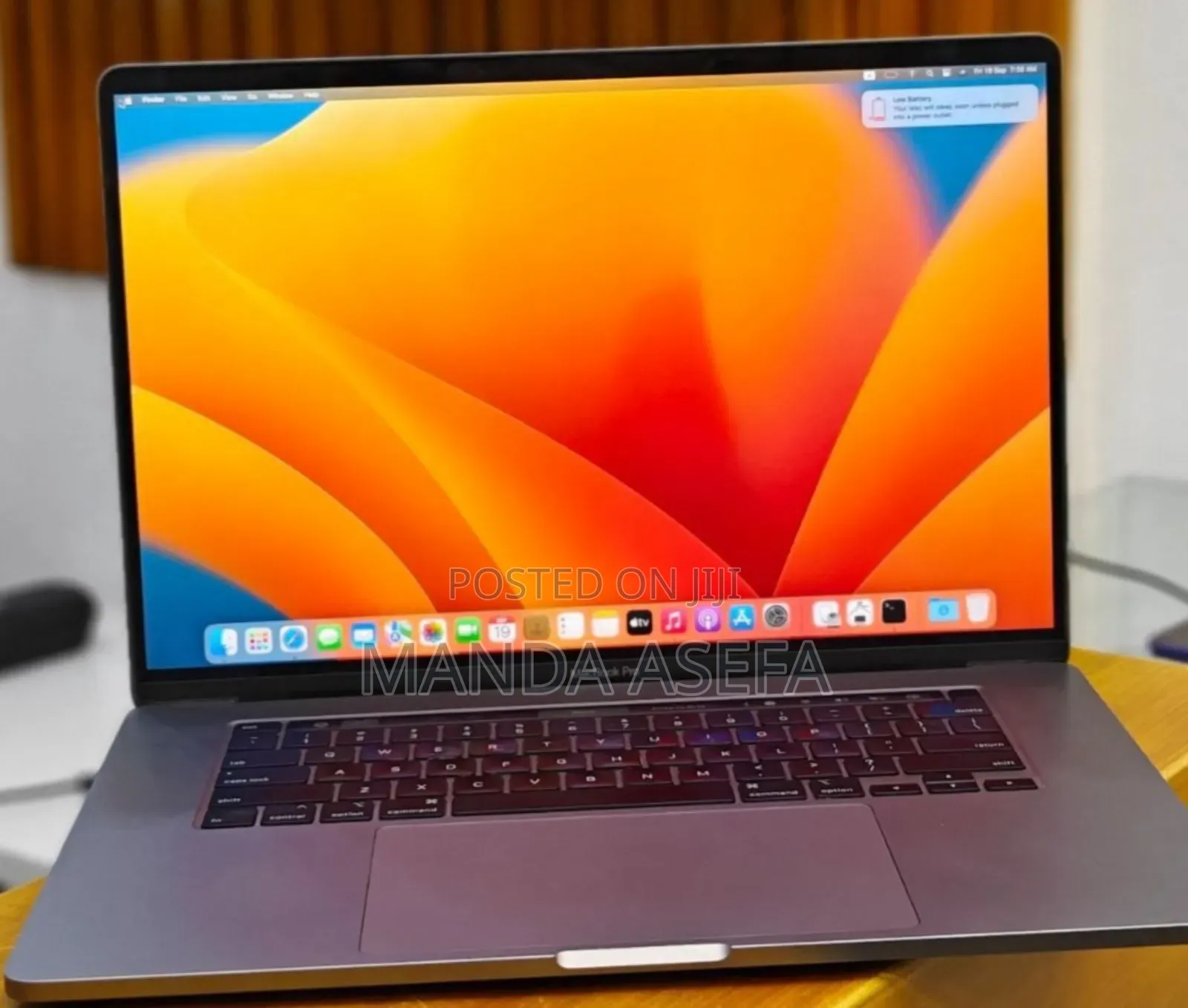 New Laptop Apple MacBook Pro 2019 16GB Intel Core I7 SSD 512GB